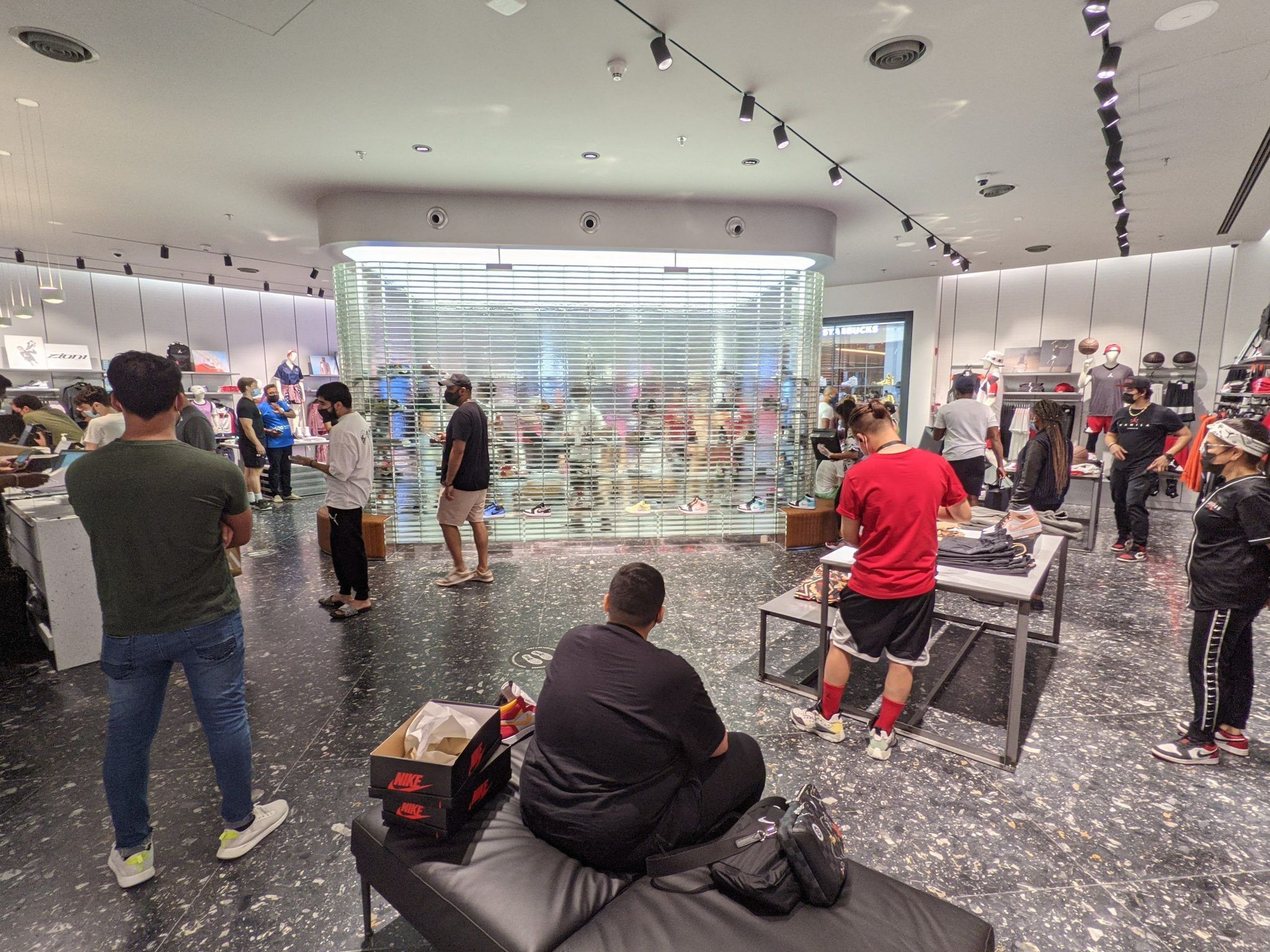 Nike Jordan – Store Opening Booking Platform 4