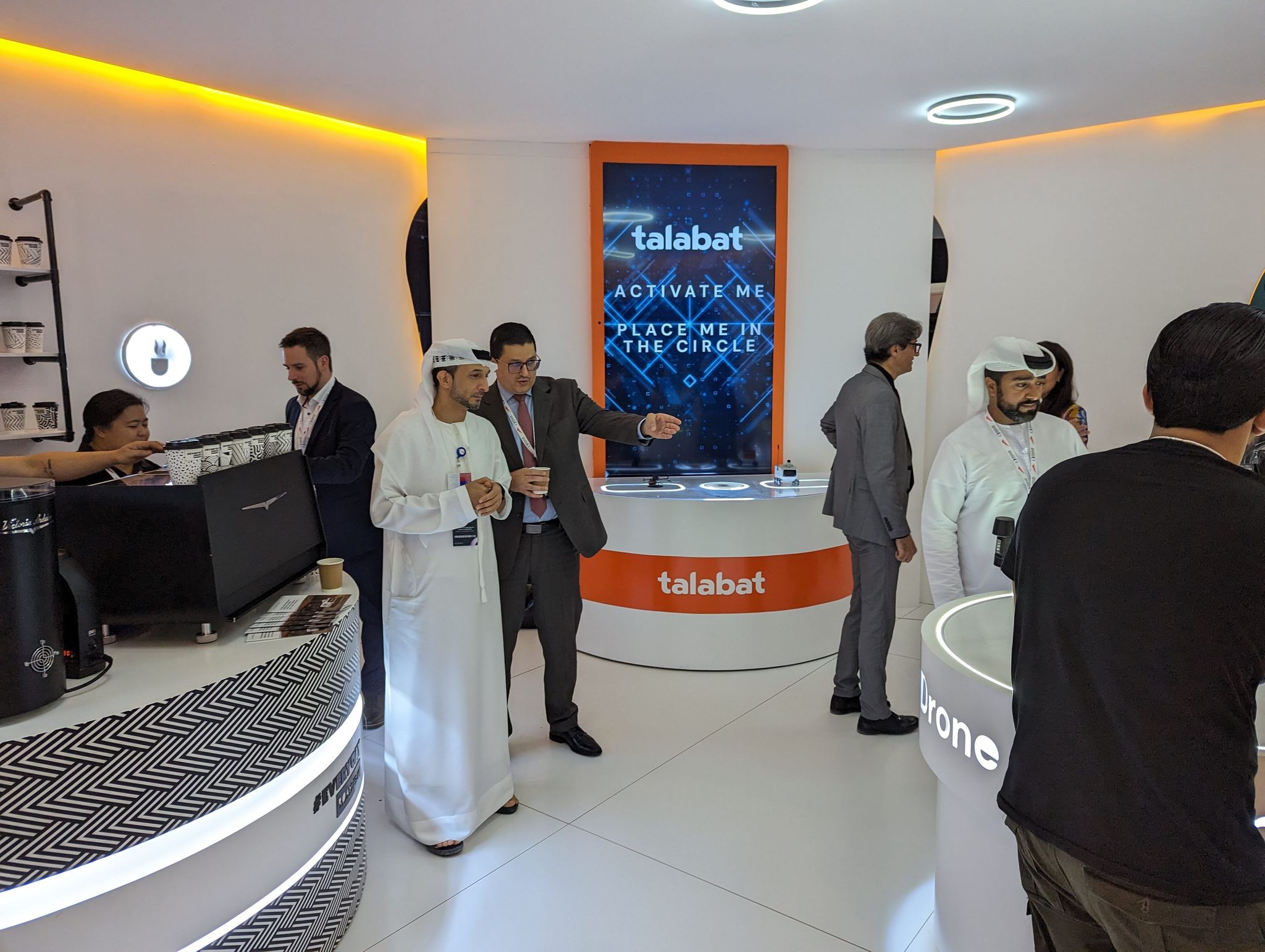 Talabat Interactive RFID Table – AI Summit Innovation Event, Dubai 3