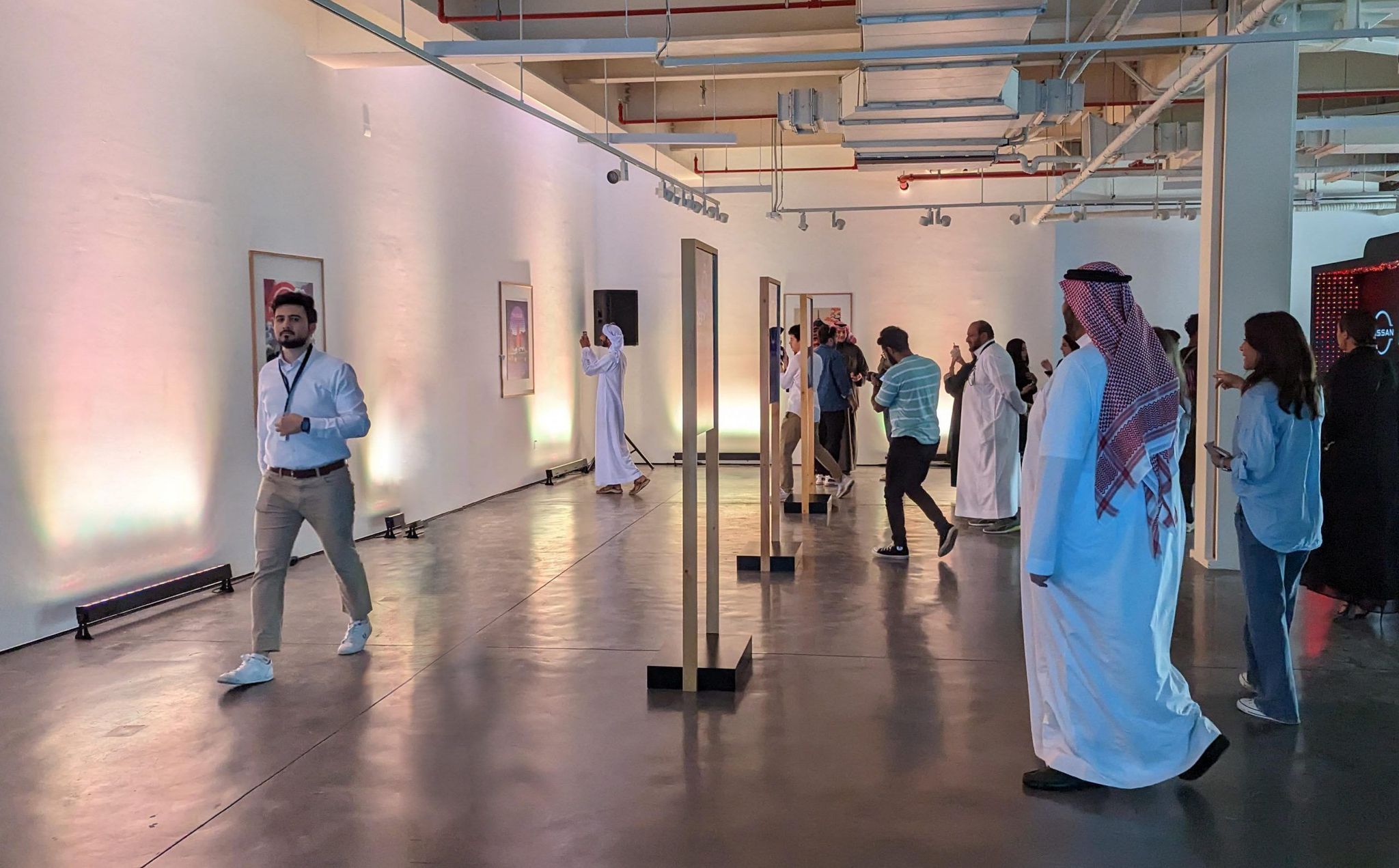 Web Augmented Reality – Nissan Art Gallery 2