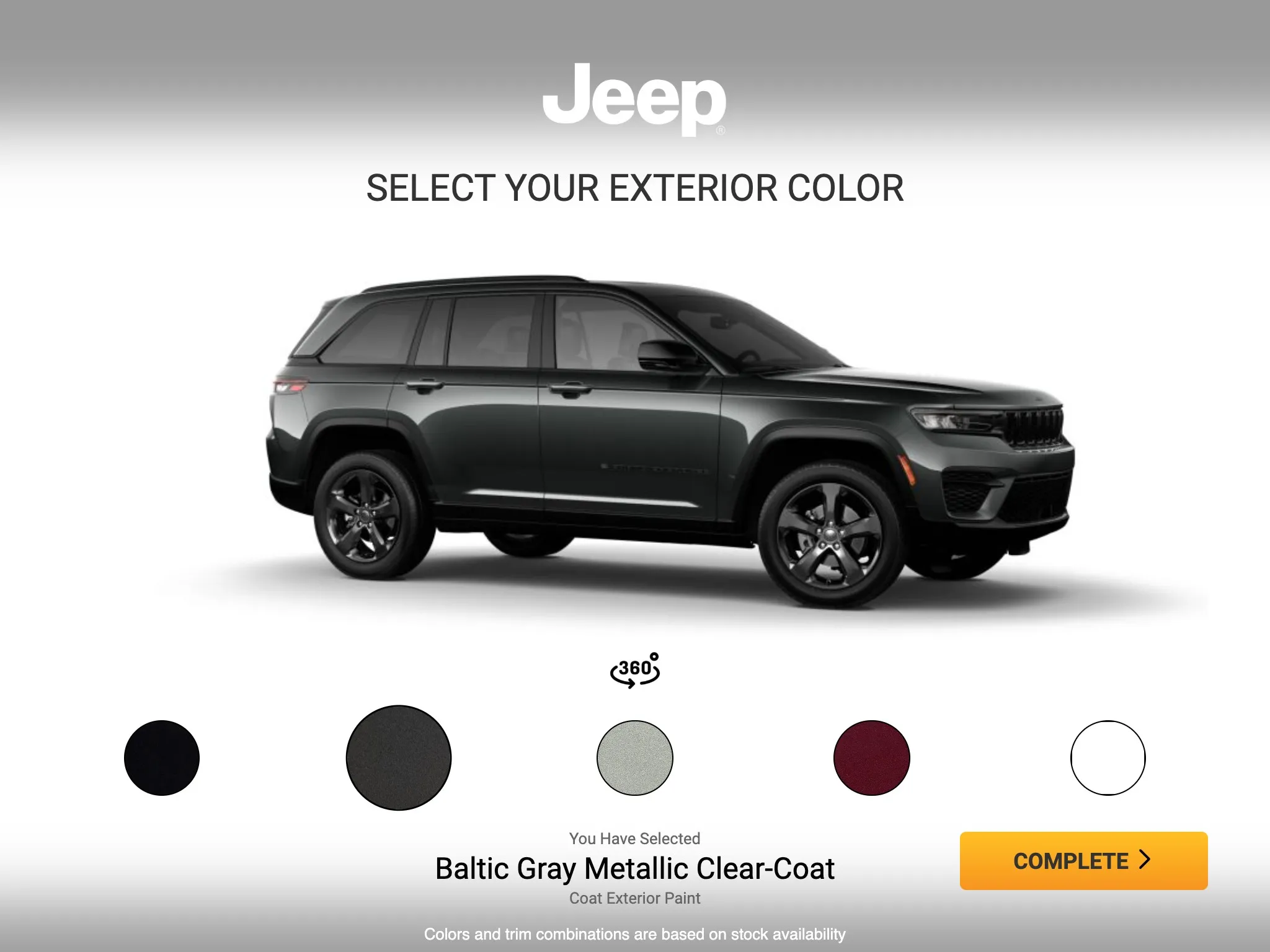 Exterior colour selection with the car turned in the 360-degree view, Baltic Gray chosen