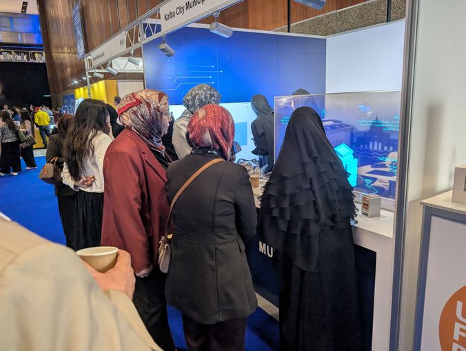 Interactive RFID with Transparent Touchscreen - Image 4